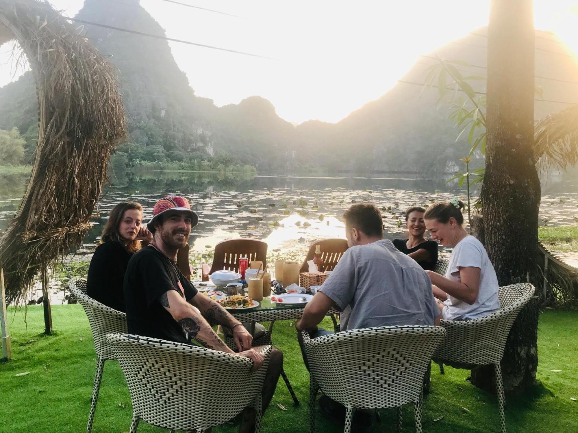 נין בין Trang An Lotus Lake Homestay מראה חיצוני תמונה